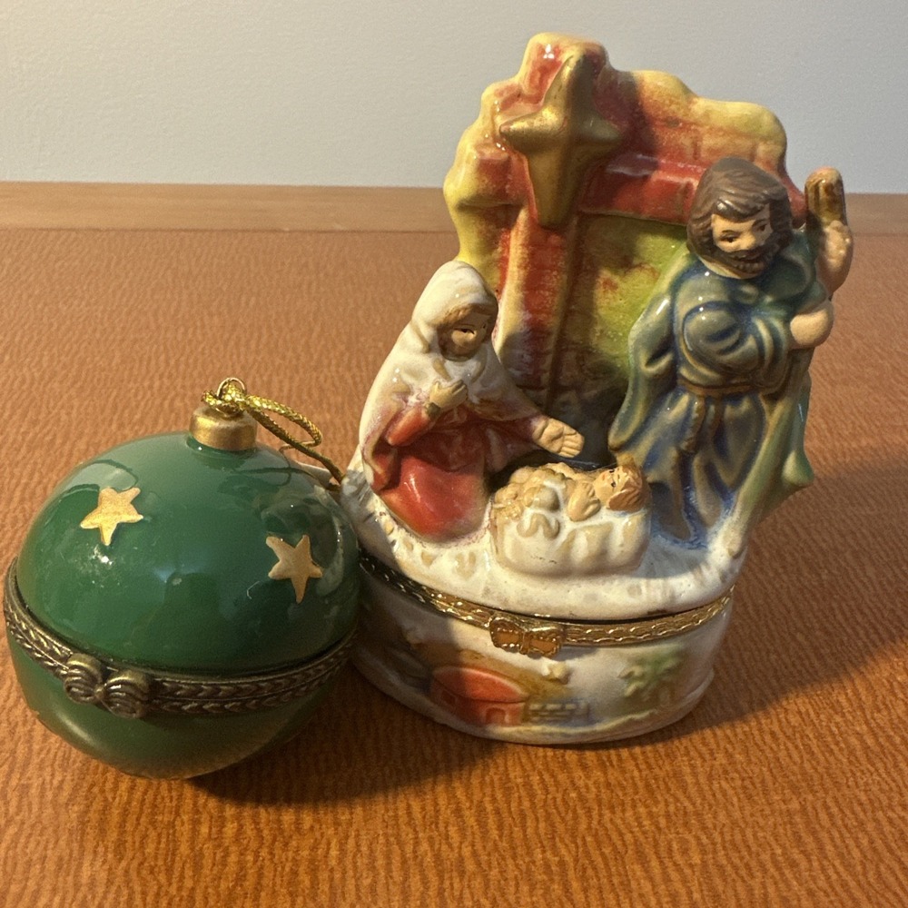 2 Christmas Trinket Boxes: Green Ornament W/stars & Nativity